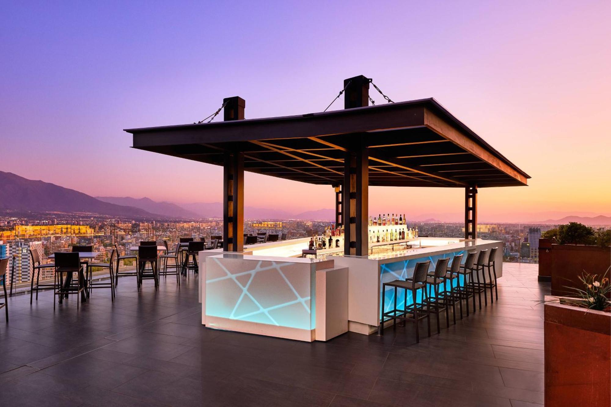 Ac Hotel By Marriott Santiago Cenco Costanera Kültér fotó